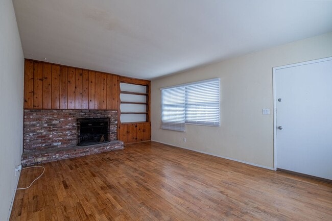 Photo - 1504 S Catalina Ave Unit B