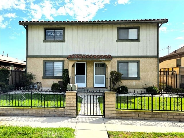 Building Photo - 10784 Pine St Rental