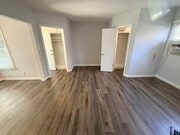 Photo - 1813 W Victory Blvd Unit B