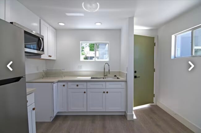 Photo - 2712 Westwood Blvd Unit S1