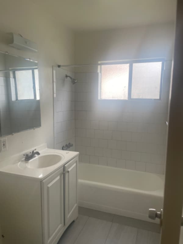 Photo - 7003 Rita Ave
