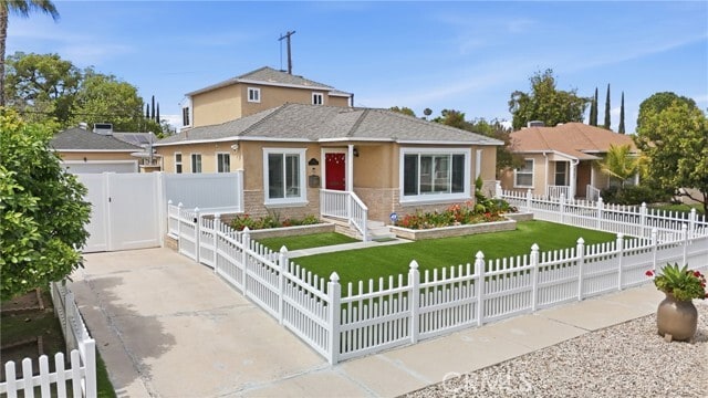 Photo - 6139 Jamieson Ave