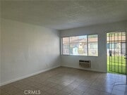 Photo - 5147 Canoga St