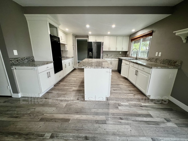 Photo - 3916 Feather Rock Ct