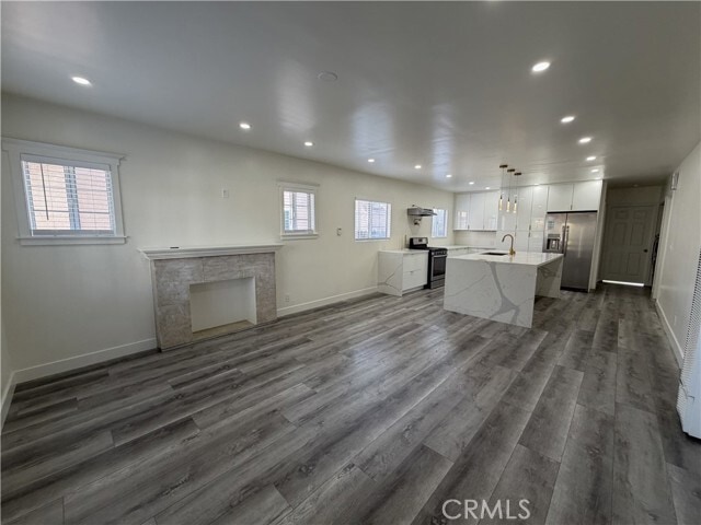 Photo - 1936 W 66th St