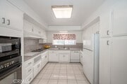 Photo - 19443 Superior St