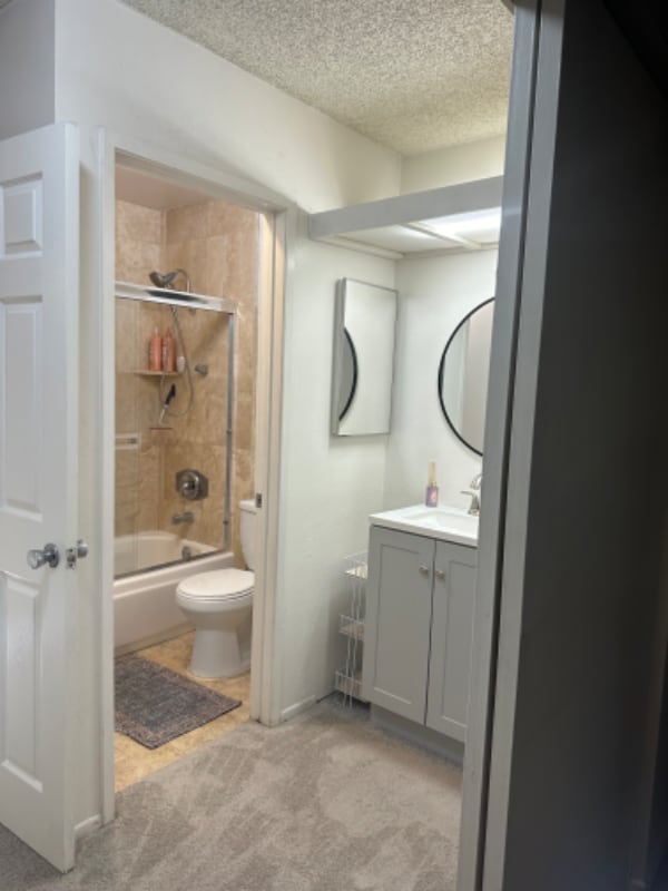Photo - 3238 Ashford St