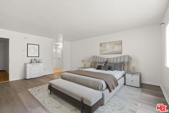 Photo - 1236 Wellesley Ave Unit 2