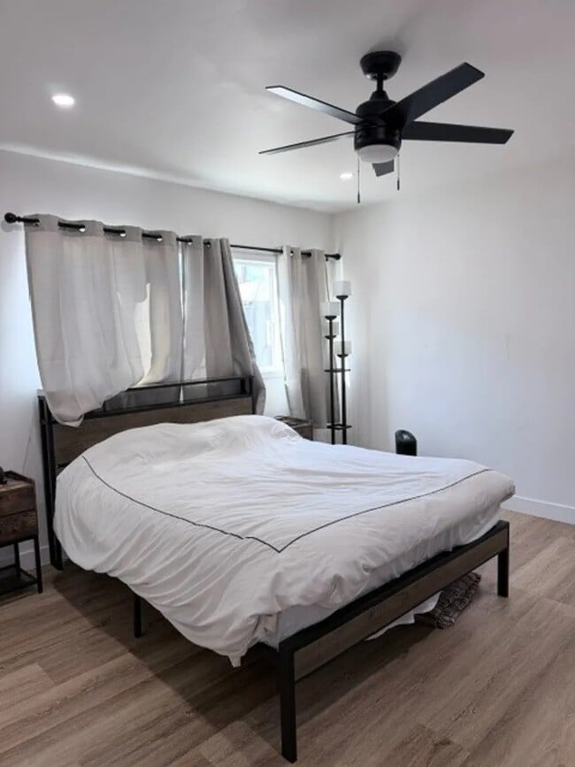 Photo - 715 Sunset Ave