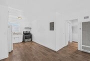 Photo - 1521 E 2nd Street