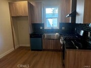 Photo - 2046 Walnut St