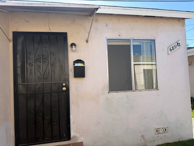 Photo - 6811 Chanslor Ave