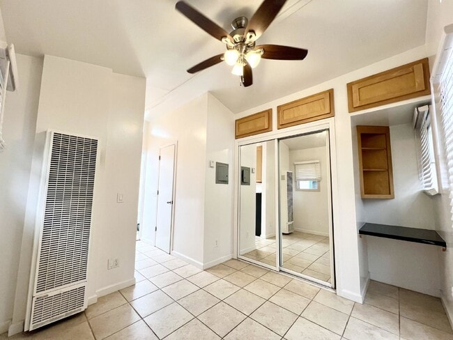 Photo - Come home to a cozy cottage on the coast! If you've been looking to make a move to the beach, now... Unit 5