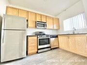 Photo - 251 Robinson St Unit 108