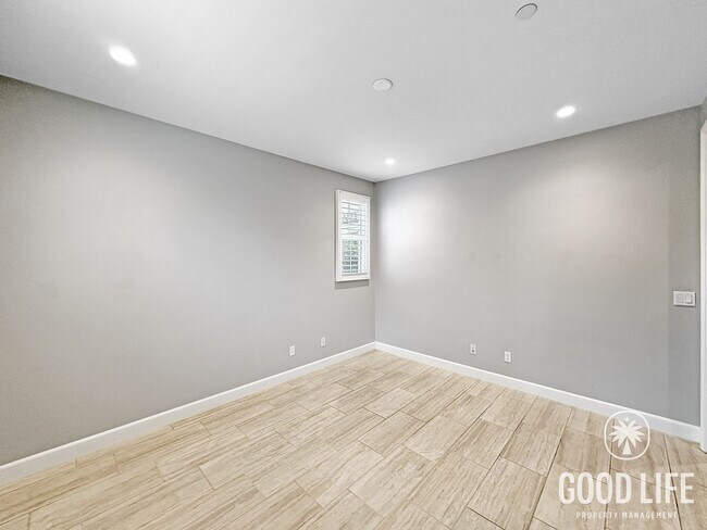 Photo - Stunning 3Bd/3.5Ba Home in Irvine w/Large Patio, Modern Design and 2 Master Suites!