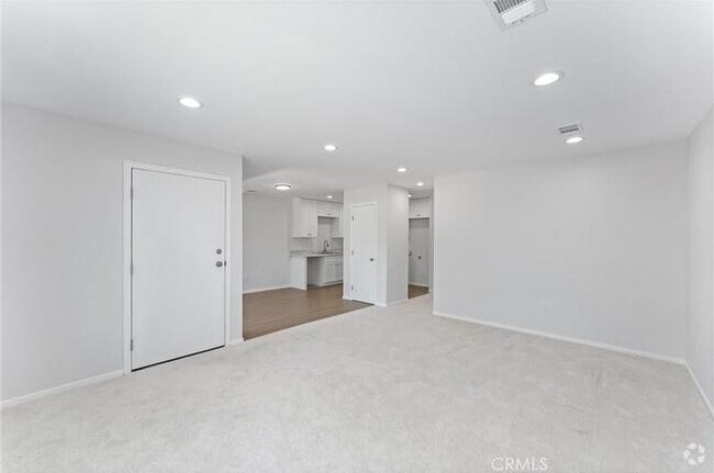 Building Photo - 1121 S Dover Cir Unit C44K Rental