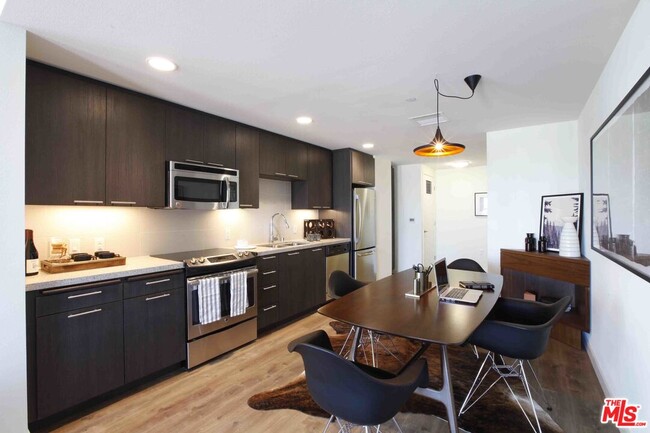 Photo - 707 E Ocean Blvd Unit PH1702