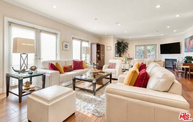 Photo - 918 S Wooster St Unit 2