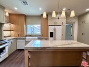 Photo - 2180 W 31st St