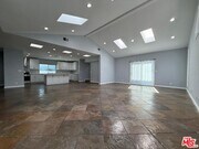 Photo - 15962 Gault St