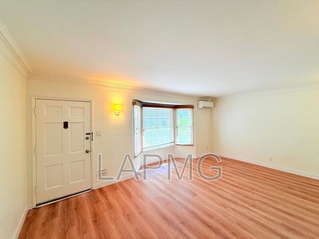 Photo - 626 1/2 N Spaulding Ave