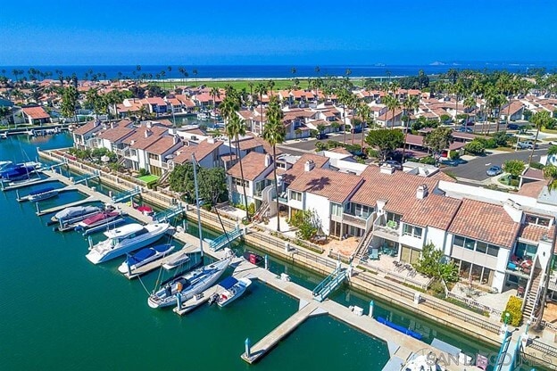 Photo - 41 Kingston Ct S