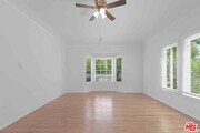 Photo - 2452 W 18th St