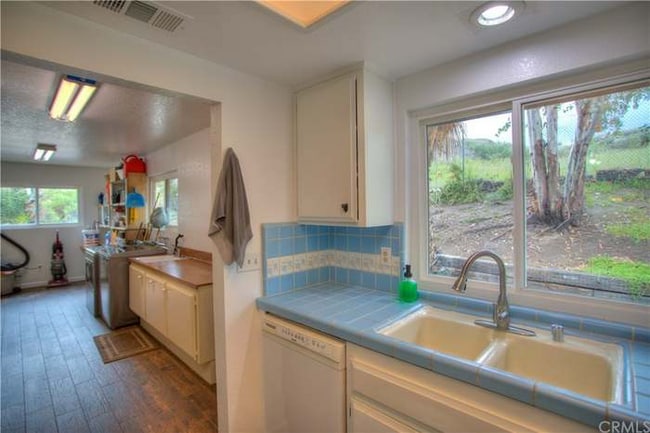 Photo - 23692 Lemon Ave