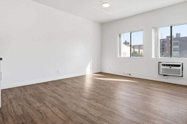 Photo - 600 S Alvarado St Unit 415