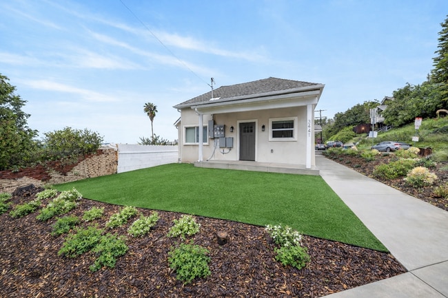 Building Photo - 3441 Drew St