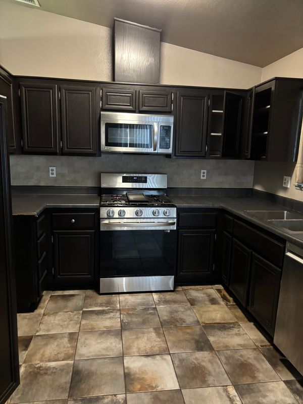 Photo - 14561 Victor Dr