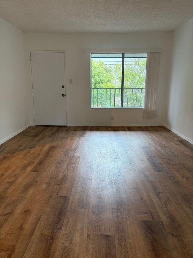 Photo - 534 Santa Clara Ave Unit 06