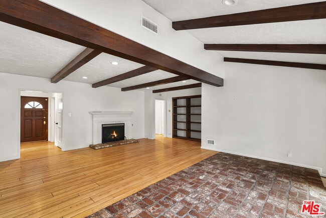 Photo - 4506 Nagle Ave