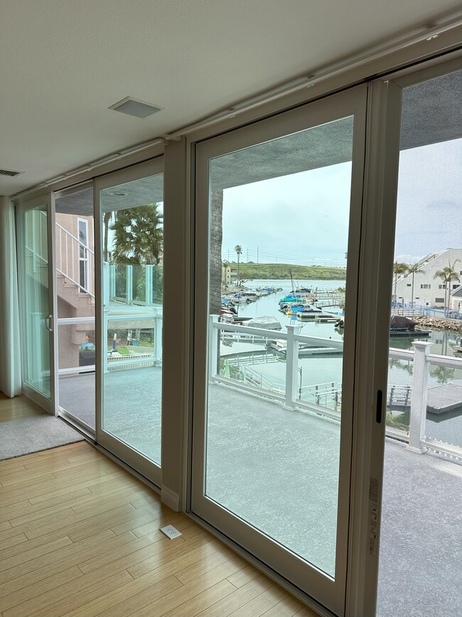 Back patio - 4659 Park Dr Unit A