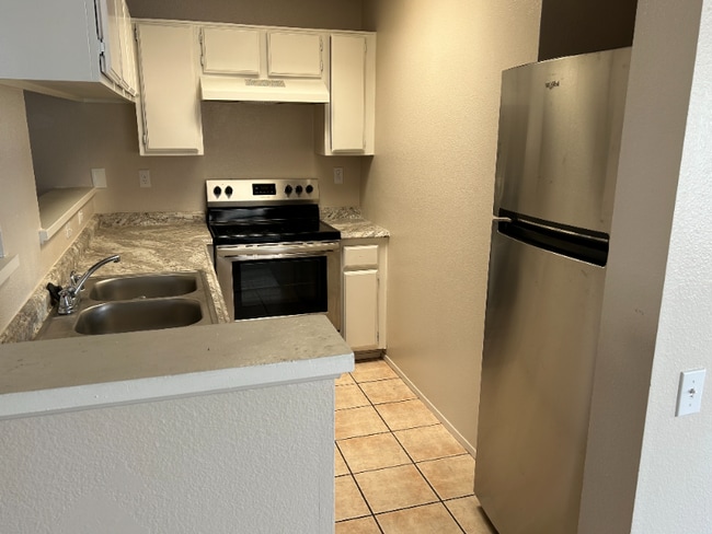 Photo - 2782 Broadway Unit 307