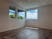 Photo - 707 S Lyon St Condo
