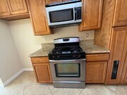 Photo - 3 Bedroom Condo for Lease with a 1 Car Garage