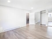 Photo - 2027 Vista Del Mar Ave Unit 5