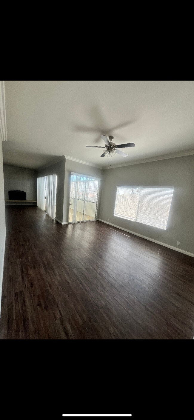 Photo - Chateau Barry Apartments