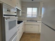 Photo - 112 S M St Apartment Unit B