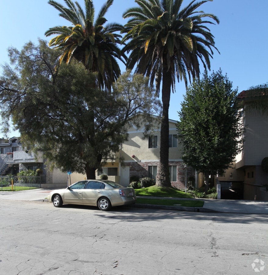 Photo - 223 W Tujunga Ave