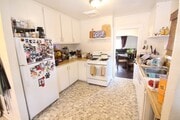 Photo - 202 F St