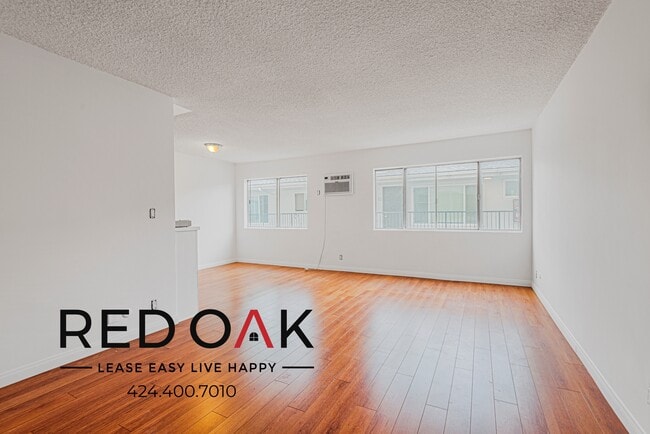 Photo - 7010 Lanewood Ave Unit 205