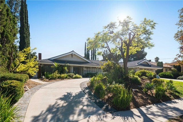 Building Photo - 20436 Wells Dr