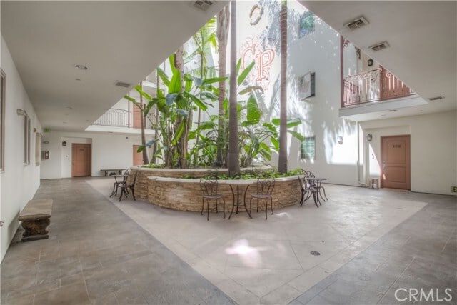 Photo - 4551 Coldwater Canyon Ave Condo Unit 103