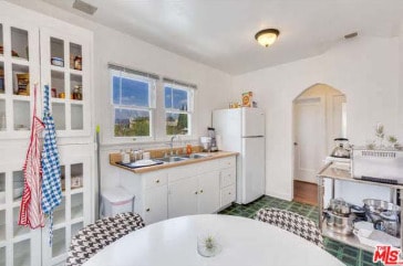 Photo - 3350 Hamilton Way Unit B