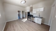 Photo - FREE RENT! 1 BED & 1 BATH UNIT AVAILABLE -... Apartments