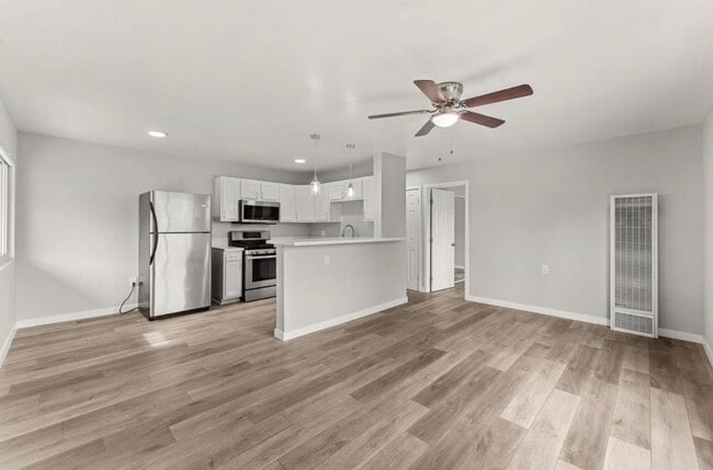 Building Photo - 320 Willie James Jones Ave