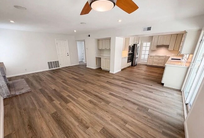 Photo - 1338 Cll Galante