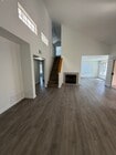 Photo - 800 E June St